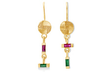 Load image into Gallery viewer, Hanging  Earrings baguette Ruby&Emerald