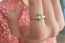Load image into Gallery viewer, Unconventional Engagement Ring - Green Emerald Diamond