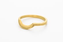Load image into Gallery viewer, 18k Gold Curved Wedding Ring - Engagement Enhancer