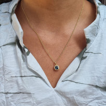 Load image into Gallery viewer, 14K Unique Gold London Blue Topaz Necklace