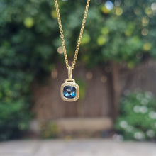 Load image into Gallery viewer, 14K Unique Gold London Blue Topaz Necklace