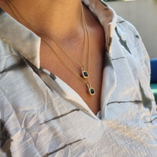 Load image into Gallery viewer, 14K Unique Gold London Blue Topaz Necklace