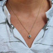Load image into Gallery viewer, 14K Unique Gold London Blue Topaz Necklace