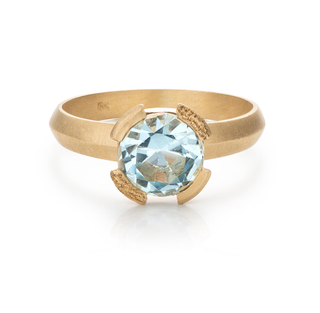 Dainty Solitaire Aquamarine Ring 18k Gold