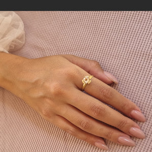 Dainty Solitaire Morganite Ring 18k Gold