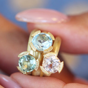 Dainty Solitaire Morganite Ring 18k Gold