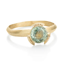 Load image into Gallery viewer, Dainty Solitaire  green Sapphire Ring 14k Gold