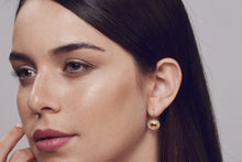 Load image into Gallery viewer, Sapphires Ellipse Earrings