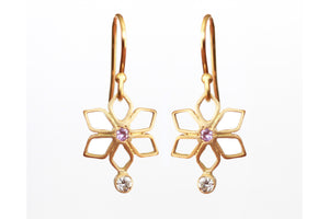 Light Floral Earrings with Sapphire & Diamond