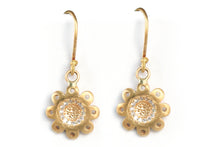 Load image into Gallery viewer, Diamonds Floral Earrings