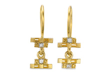 Load image into Gallery viewer, Stud Earrings with square Diamonds Bridal Earrings