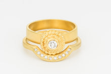 Load image into Gallery viewer, Diamond Wedding Ring Set