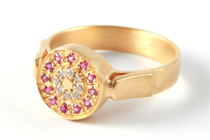 Diamond sapphire Engagement Ring 18k gold