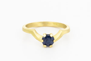 18k Blue Sapphire Solitaire Engagement Ring