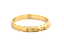 Load image into Gallery viewer, 18k Yellow Gold Thin Delicate Wedding Band